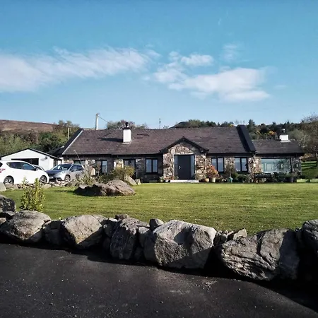 Bed & Breakfast Great Lawn Kinisi 16K From The Town Centre V93 Hv56 *